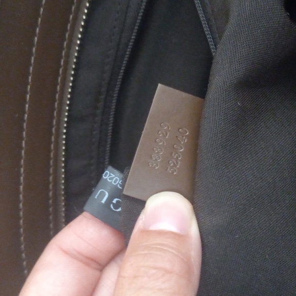 NWOT Authentic Gucci GG Supreme Monogram Medium Joy Tote Crossbody - Picture 10 of 10